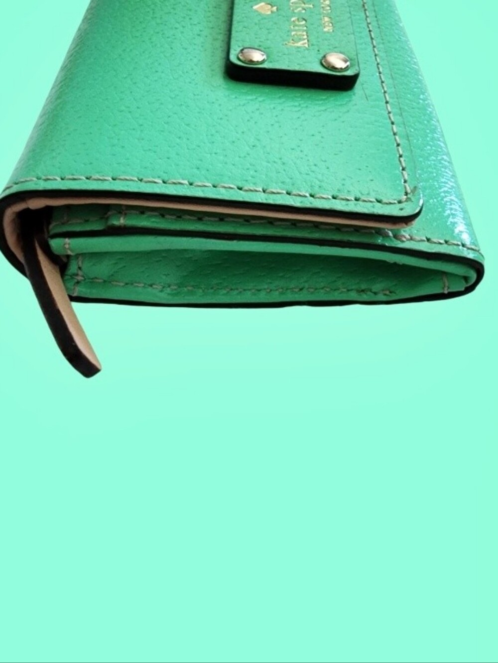 Kate Spade Green Leather Compact Wallet - Picture 2 of 8